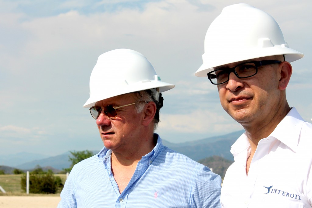 Chairman Leif Chr Salomonsen together with the general manager of Interoil Colombia, Carlos Guerrero.